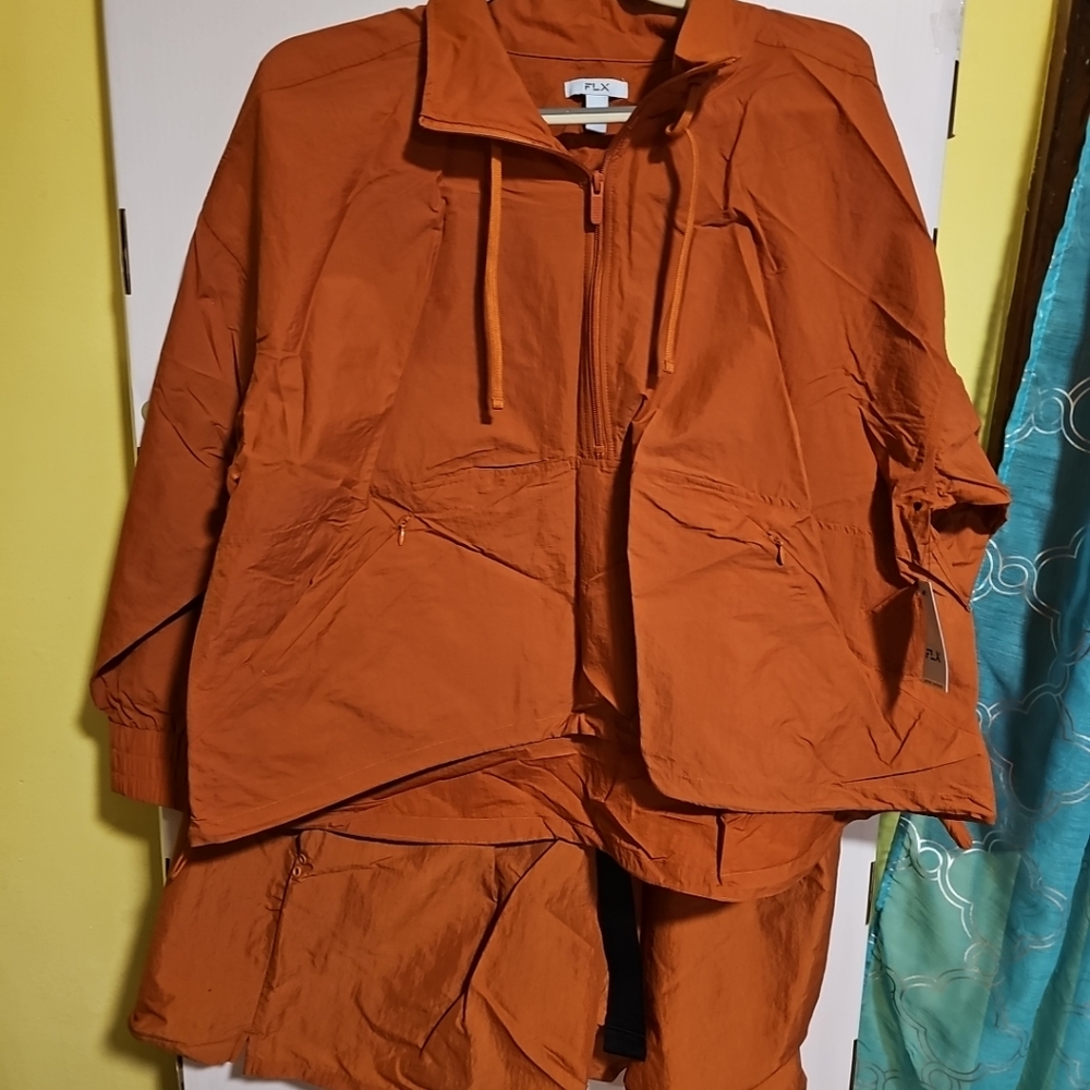 NWT Women's 2X FLX 1/4 Zip Crop Windbreaker & Shorts Cinnamon Active Outfit